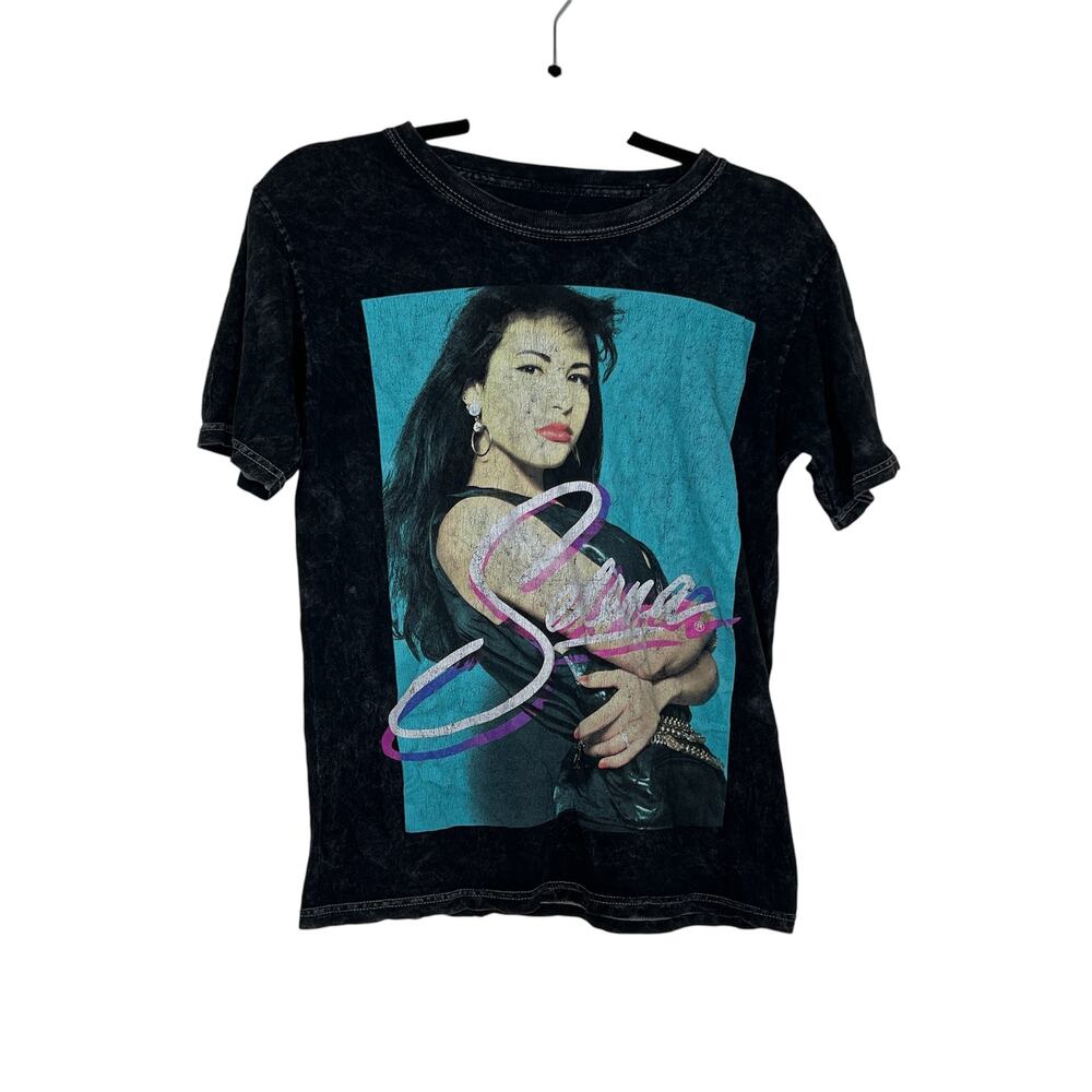 Selena Graphic Short Sleeve Tee Size Small
